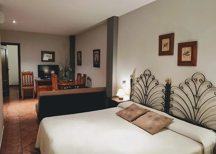 La Garzona * Losar De La Vera